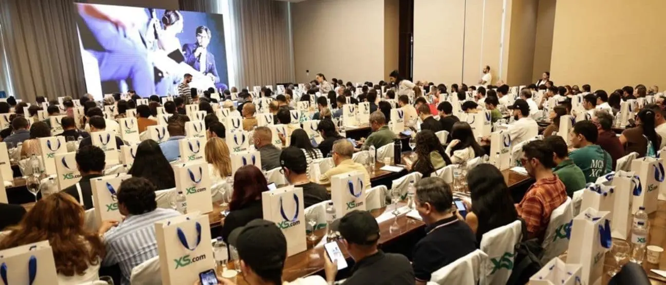XS.com จัดสัมมนาการซื้อขายแบบเอ็กซ์คลูซีฟ ณ เมืองเมเดยิน ประเทศโคลอมเบีย